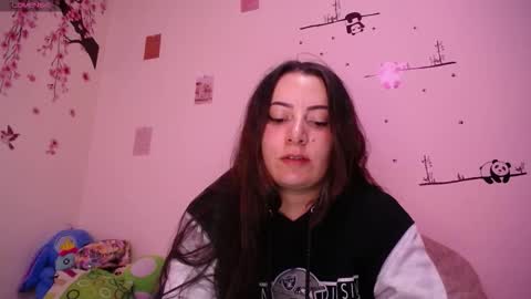 Pearl online show from 10-21-25, 04:13