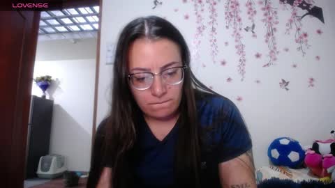 Pearl online show from 04-15-26, 10:54