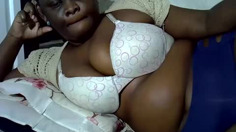 Keci online show from 04-08-26, 02:11