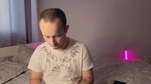 Rina and Max online show from 02-10-26, 09:02