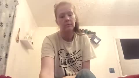 Pearl May online show from 01-29-25, 01:37