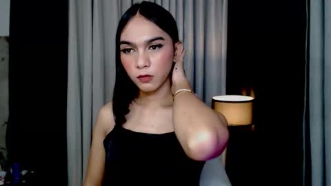 Snapshot of pearlmoore chatting on 01-09-26, 06:10 Pearl online show from 01-09-26, 06:10