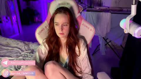 Snapshot of pearlprincess_ chatting on 02-21-25, 05:56 Adelina online show from 02-21-25, 05:56