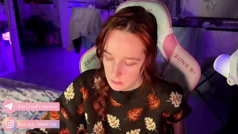 Snapshot of pearlprincess_ chatting on 02-27-25, 05:45 Adelina online show from 02-27-25, 05:45