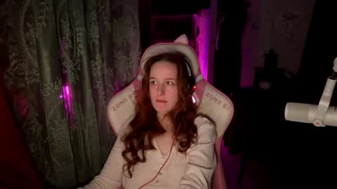 Adelina online show from 04-11-26, 06:18