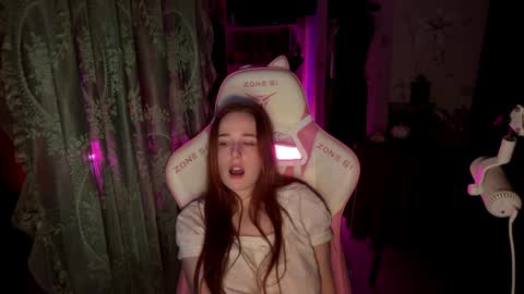 Adelina online show from 04-22-26, 10:55