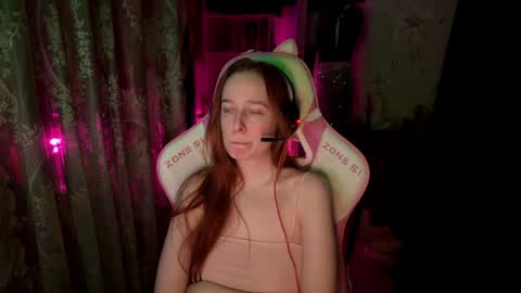 Snapshot of pearlprincess_ chatting on 05-24-26, 12:59 Adelina online show from 05-24-26, 12:59