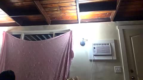 Snapshot of pebblezmeowkitty733247 chatting on 10-23-25, 03:39 pebblezmeowkitty online show from 10-23-25, 03:39