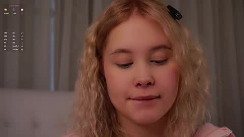 Lily online show from 04-28-26, 03:22