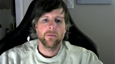 Snapshot of pecas90 chatting on 12-22-25, 01:57 pecas90 online show from 12-22-25, 01:57