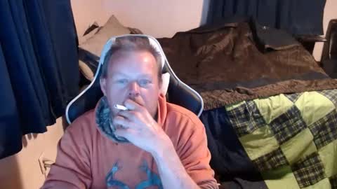 Snapshot of pecker40 chatting on 12-08-24, 12:18 pecker40 online show from 12-08-24, 12:18