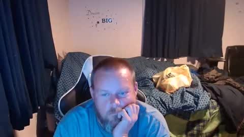 Snapshot of pecker40 chatting on 01-26-25, 01:09 pecker40 online show from 01-26-25, 01:09