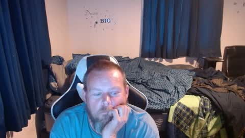 Snapshot of pecker40 chatting on 01-26-25, 10:13 pecker40 online show from 01-26-25, 10:13