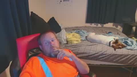 Snapshot of pecker40 chatting on 10-07-25, 02:31 pecker40 online show from 10-07-25, 02:31