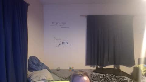 Snapshot of pecker40 chatting on 02-22-26, 04:46 pecker40 online show from 02-22-26, 04:46