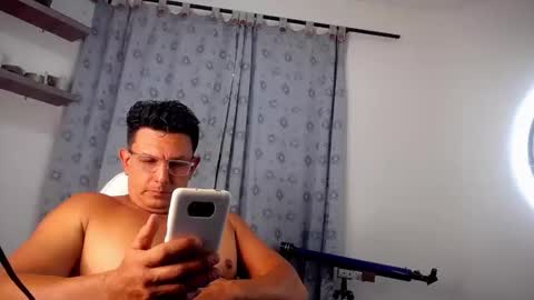 Pedro online show from 10-21-25, 03:18