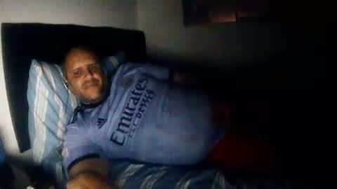 Pedro online show from 10-28-25, 04:16