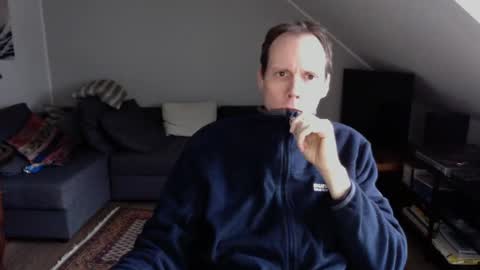 Arno online show from 12-25-24, 01:30