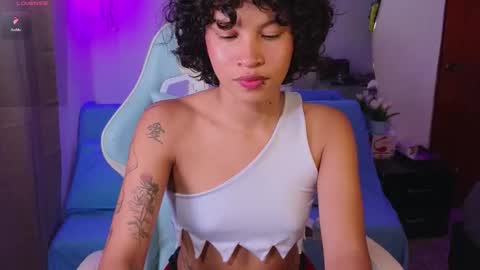 Snapshot of peggy_funn chatting on 12-03-25, 01:13 peggy-funn online show from 12-03-25, 01:13