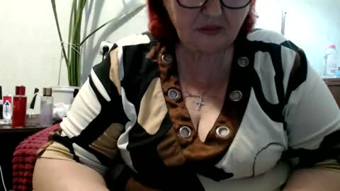 Snapshot of peggysoft chatting on 06-01-26, 06:31 PeggySoft online show from 06-01-26, 06:31