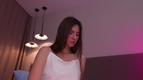 Snapshot of pelagy chatting on 02-12-26, 04:18 Pelagy Show time 2-10 pm Dubai time zone online show from 02-12-26, 04:18