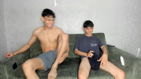 CAIN-19  ALLEN-18 RONALD-18 AUSTIN-18 MOD DANTE online show from 04-25-26, 01:52