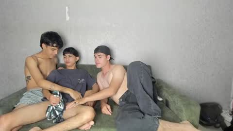 CAIN-19  ALLEN-18 RONALD-18 AUSTIN-18 MOD DANTE online show from 04-30-26, 08:57