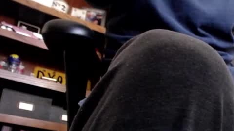 Snapshot of pem1650 chatting on 09-17-25, 06:31 pem1650 online show from 09-17-25, 06:31