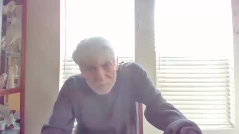 Snapshot of pem1650 chatting on 10-19-25, 07:25 pem1650 online show from 10-19-25, 07:25