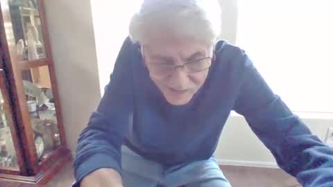 Snapshot of pem1650 chatting on 10-21-25, 08:31 pem1650 online show from 10-21-25, 08:31