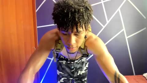 Snapshot of pendragom1224 chatting on 12-08-24, 02:41 Pendragom online show from 12-08-24, 02:41