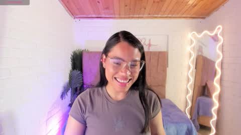 penelope online show from 11-18-25, 03:23