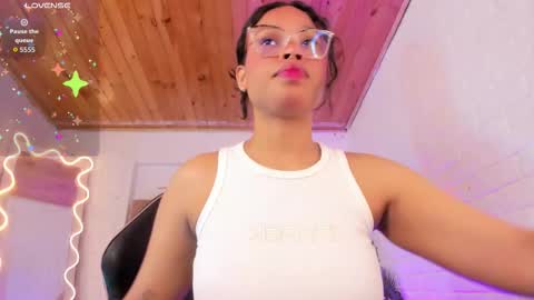 penelope online show from 11-27-25, 03:19