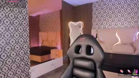 penelope online show from 12-23-25, 03:15