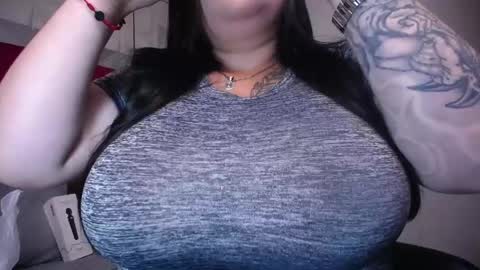 Penelope online show from 04-15-26, 01:45