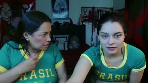 Snapshot of penelopeandmarilyn chatting on 07-02-26, 02:12 Penelope and my girlfriend Marilyn online show from 07-02-26, 02:12