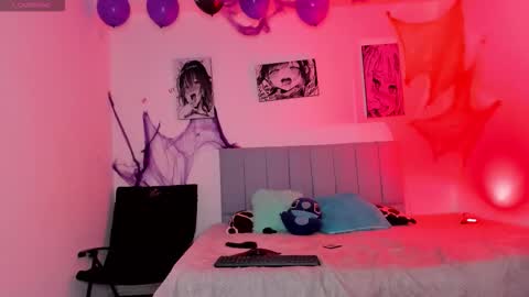 Snapshot of penelopestar_2 chatting on 10-25-25, 03:36 penelope online show from 10-25-25, 03:36