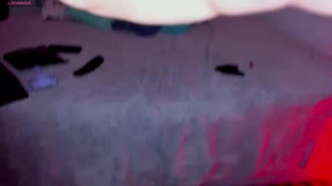 Snapshot of penelopestar_2 chatting on 11-15-25, 03:15 penelope online show from 11-15-25, 03:15