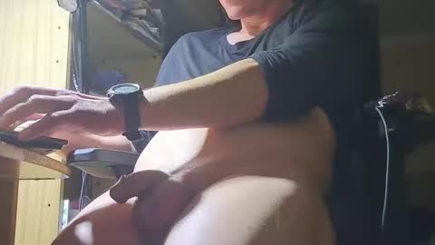 pepepe295 online show from 11-24-25, 01:05