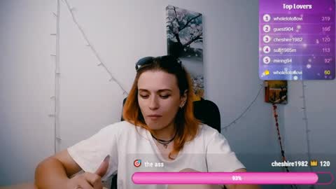 Mia online show from 07-06-26, 06:21