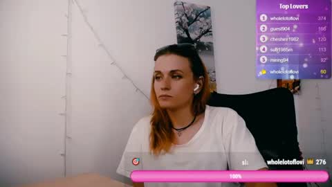 Mia online show from 07-06-26, 03:03