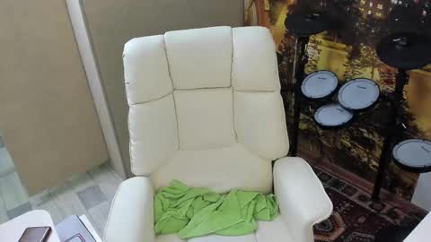 Snapshot of pepsi_pussy chatting on 03-15-26, 05:19 Naked Drummer online show from 03-15-26, 05:19