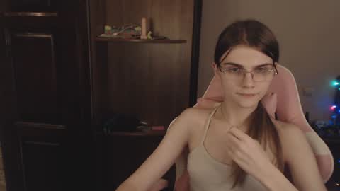 Farida online show from 01-10-25, 04:12