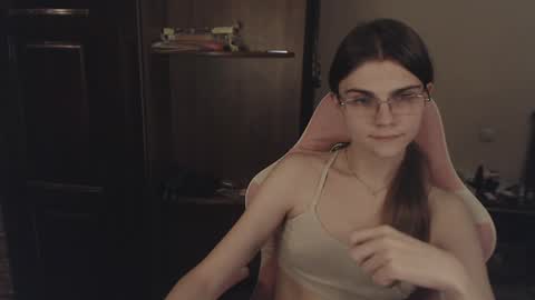 Farida online show from 01-30-25, 03:11