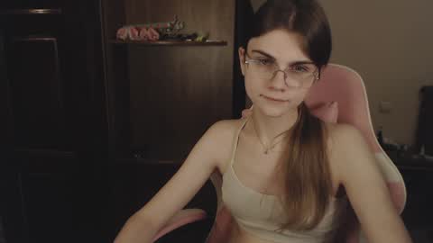 Farida online show from 02-09-25, 01:00