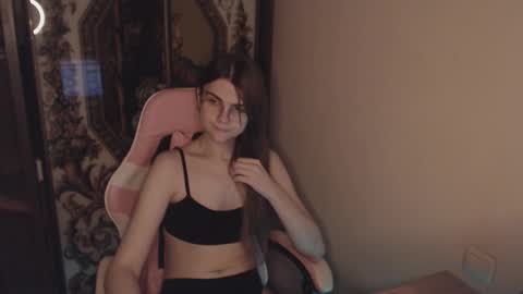 Farida online show from 10-04-25, 05:44