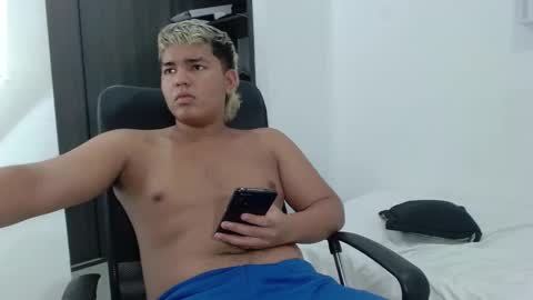 Snapshot of percibal_junior1 chatting on 02-12-25, 04:54 percibal_junior1 online show from 02-12-25, 04:54