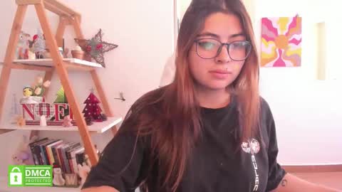 Sarah Ana Banana online show from 11-27-25, 07:27