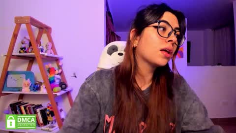 Sarah Ana Banana online show from 03-03-26, 01:12