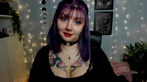 Gabbie online show from 11-29-25, 07:44